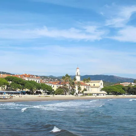 Holiday home Locazione Turistica Aloe - Dia336 *